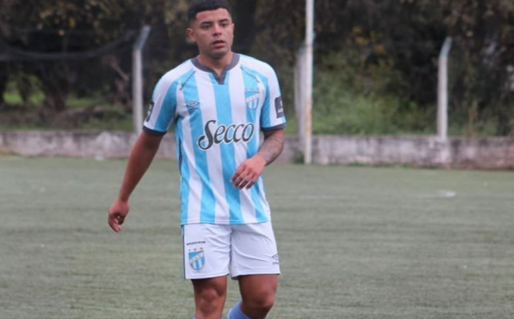 ЗАСПАЛ И НЕ СЕ РАЗБУДИЛ: На само 21 година во сон почина фудбалерот Фабрицио Наваро- позната причината за смртта