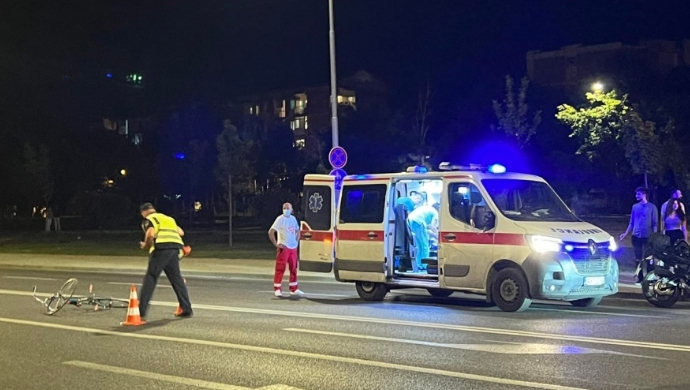 ВОНРЕДНА ВЕСТ: Страшна сообраќајка вечерва во Скопје (ФОТО)