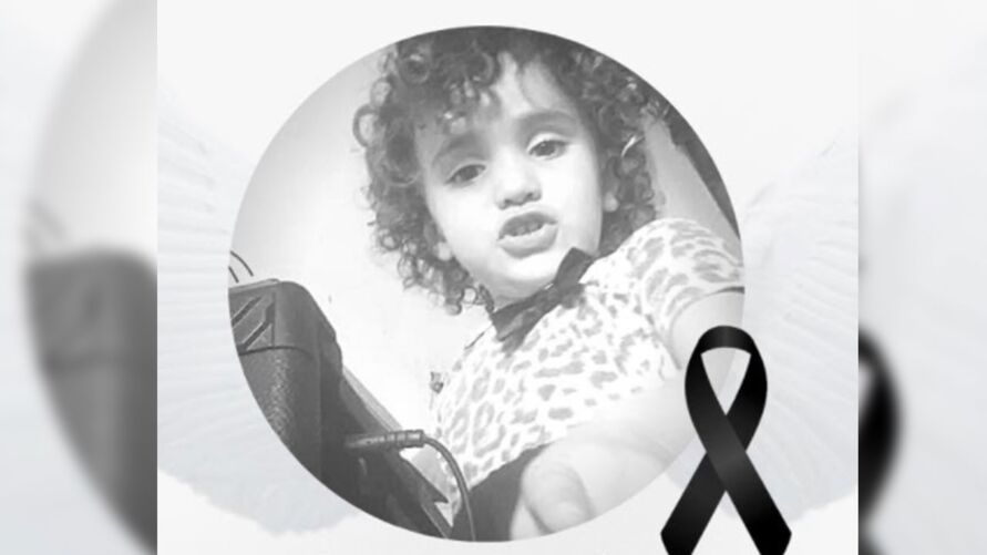 ВНИМАВАЈТЕ: Двегодишно девојче почина поради полнач вклучен во струја