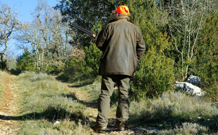 ТРАГЕДИЈА: Маж случајно уби свој колега на лов