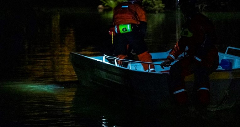 НАЈНОВА ВЕСТ: На три лица вечерва им се изгуби трагот во водите на Јадранското море