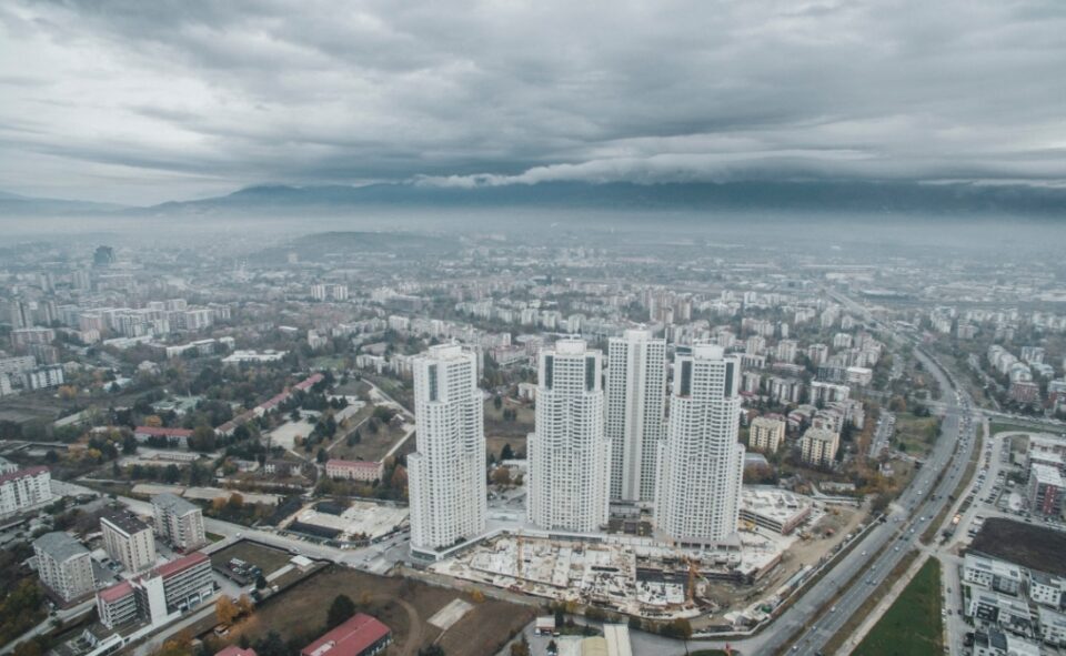 Утре во 14 часот и 35 минути не ја пропуштајте глетката на небото над Скопје (ВИДЕО)