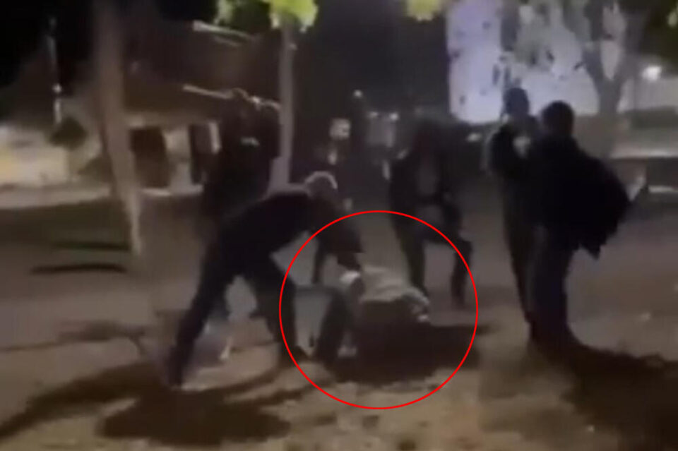 (видео) Тројца обезбедувачи брутално претепано: Вознемирувачка снимка од пред ноќен клуб во Кикинда