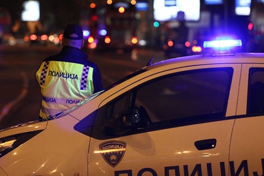 Тешка несреќа синоќа во Скопје: Млада девојка се здобила со тешки повреди