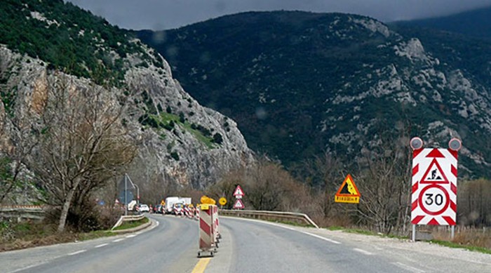 ВАЖНА ИНФОРМАЦИЈА: Поради сообраќајка утрово е во прекин овој патен правец во Македонија