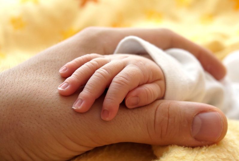 НАЈНОВА ВЕСТ: Се роди првото бебе во новата 2023 во Македонија- еве која е мајката