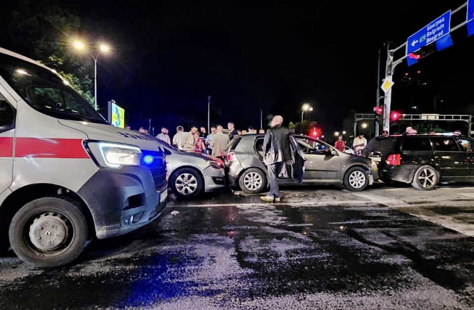НАЈНОВА ВЕСТ: Тешка сообраќајка вечерва во Скопје